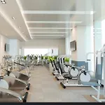 Lux Next To Outlet In High Floor 26