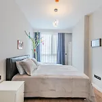 شقة Lux Next To Outlet In High Floor 26 *