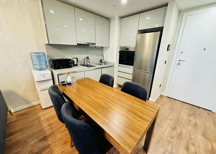 Lux Next To Outlet In High Floor 26 * Стамбул