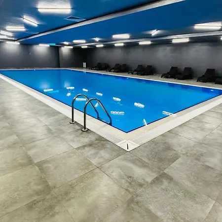 Lux Next To Outlet In High Floor 26 Apartment *