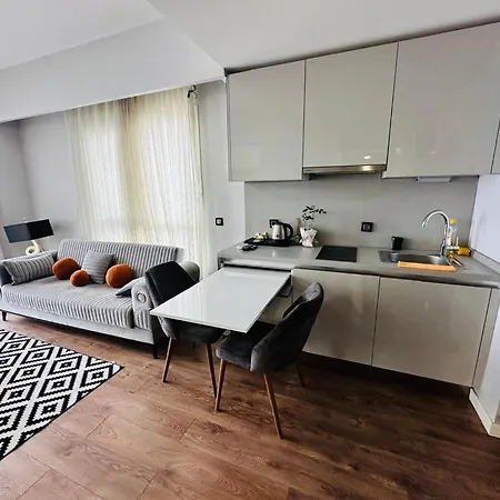 Lux Next To Outlet In High Floor 26 * Istanbul