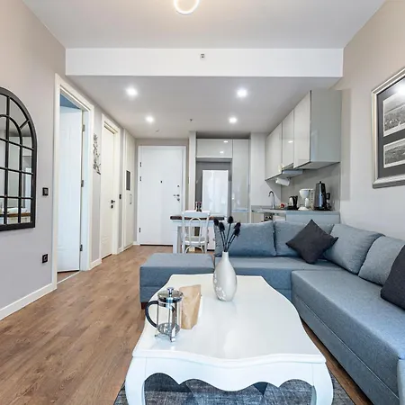 Lux Next To Outlet In High Floor 26 Istanbul