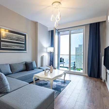 Apartment Lux Next To Outlet In High Floor 26 *