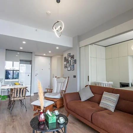 Lux Next To Outlet In High Floor 26 Apartment *