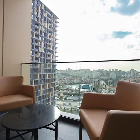 Apartment Lux Next To Outlet In High Floor 26